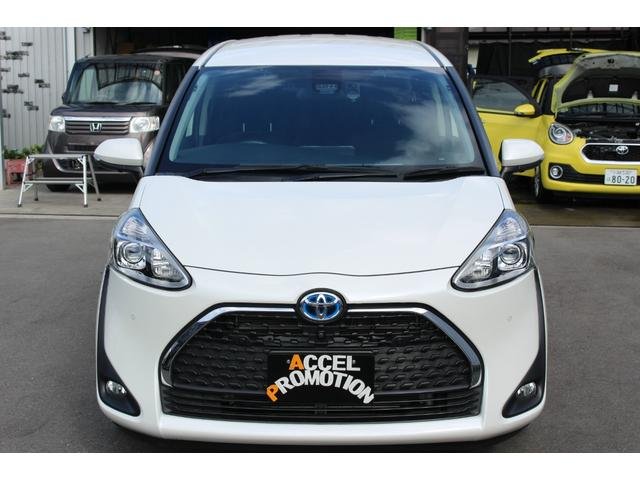 TOYOTA SIENTA X