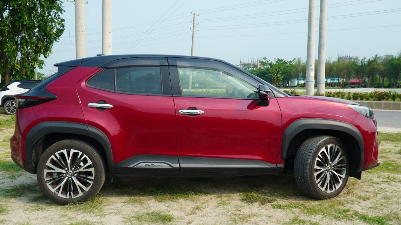 TOYOTA YARIS CROSS - 2021