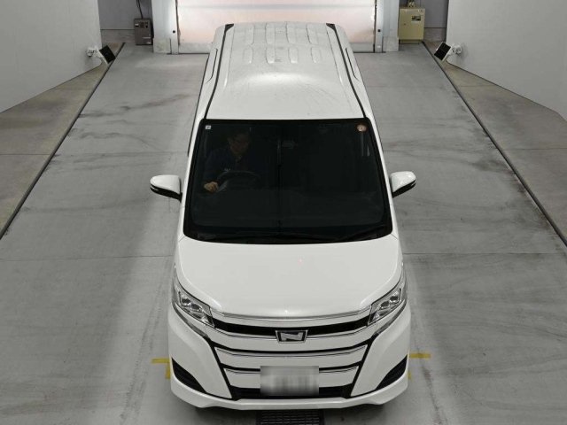 Toyota Noah X Non Hybrid  2021